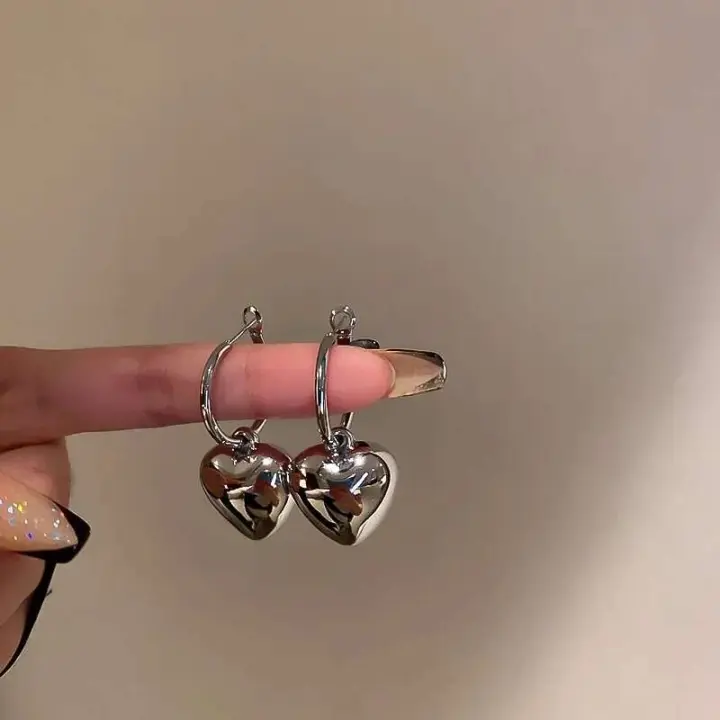 Pendientes con colgantes simples y modernos en forma de corazón para mujer, regalos navideños, pendientes retro de lujo de plata, góticos - 1