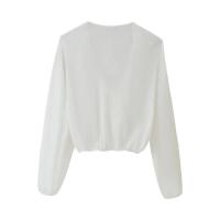 Camisa holgada de manga larga con decoración en capas y cuello en V, estilo informal dulce, nueva ropa de verano para mujer 2025 - details 2