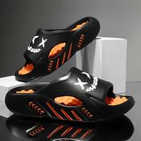 OURANNI Zapatillas deportivas ligeras con estampado de dibujos animados para hombre, para interior/exterior, para ducha, vacaciones en la playa, modernas y versátiles para uso diario informal de parejas, estructura duradera de EVA, diseño unisex - details 6