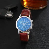Reloj de hombre de regalo de cuarzo con banda de acero de tres ojos de cristal claro azul colorido - details 7