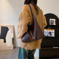 Bolso de mano de hombro Retro para mujer, bolso de hombro versátil, bolso cruzado de viaje, bolso de libro de estudiante de gran capacidad, moda - details 8
