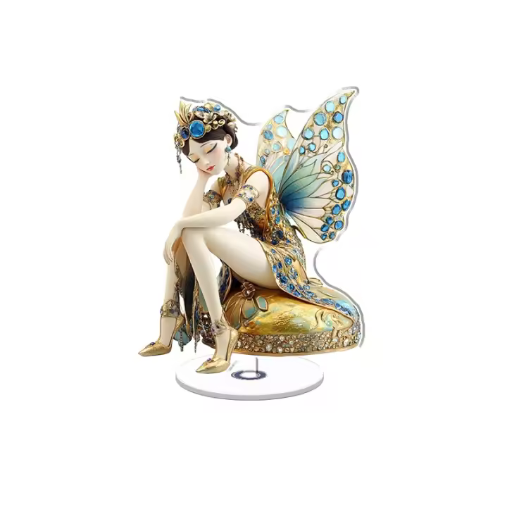 La exhibición acrílica giratoria presenta a una mujer china en oro y azul adornada con gemas azul real sobre una base enjoyada sobre un fondo blanco. - 1