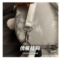 Mochila bonita y versátil de estilo coreano, mochila de viaje para estudiantes, minimochila informal con orejas de conejo desmontables - details 12