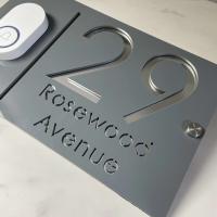 Placa de Dirección de Casa Moderna de Acrílico Gris Brillante Personalizada para Decoración de Pared Ideal para Meubles y Hardware - details 6