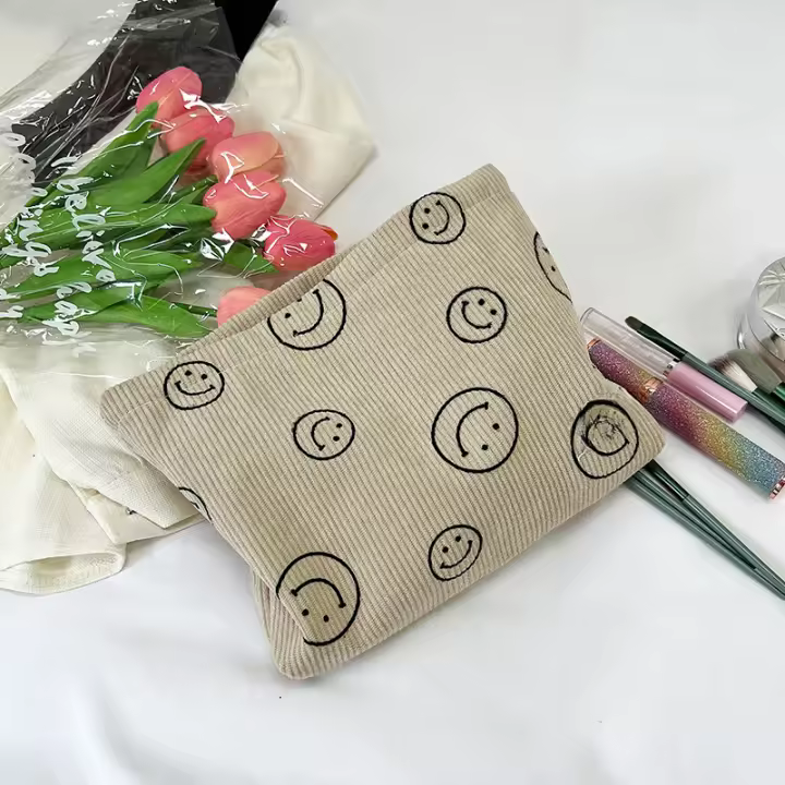 Bolsa de Maquillaje Grande con Cuadros Organizador de Cosméticos Ideal para Viajes - 1