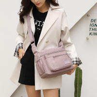 Bolso bandolera de nailon impermeable para mujer - details 3