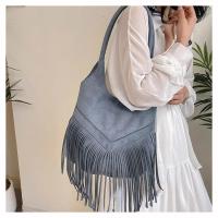 Bolso grande de viento para mujer, bolsa de hombro de cuero abrasivo con flecos, a la moda, Europa y Estados Unidos, 2025 - details 15