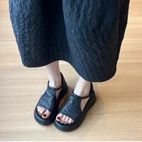 Cuero suave ~ Casual con aumento de altura y suela gruesa para mujer Sandalias versátiles impresionantes de verano - details 7