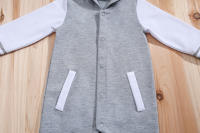 Romper Bebé IURNXB Niño Niña De Larga Manga Colorbloque Con Capucha Ropa Infantil Invierno Otoño 0-18M Cierre De Botones Traje De Dos Piezas - details 1