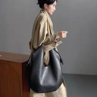 Bolso de nicho minimalista tote high sense 2025 verano nuevo gran capacidad de viaje hombro axila bolsa grande - details 7