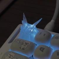 Tarjetas De Mariposa Lunar Sombrero Personalizado De Niebla Transparente Resina OEM ESC Anime Artesano Tapa De Teclado Mecánico Accesorios De Juegos De Teclado Regalo - details 1