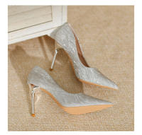 Tacones altos color champán oro y plata para mujer, primavera 2025, nuevo diseño de stiletto, estilo nicho, zapatos de boda Xiuhe, vestido de novia, dos usos. - details 4