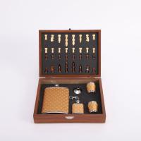 Set Premium Vino/Whisky con Ajedrez - Caja Madera Noble, Acero Inox y Cuero PU, Incluye Sacacorchos + Copa 225ml + Pipa, Ideal para Regalos de Hombre, Camping y Fiestas - details 8
