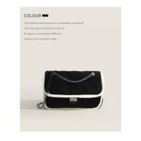 Bolso de lana de invierno, bolso de lana de cordero de otoño e invierno, nuevo bolso bandolera de felpa para mujer, versátil, de gran capacidad para invierno. - details 2