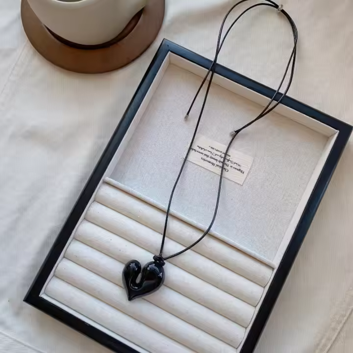 Nuevo Collar con colgante de corazón, accesorio de cadena de suéter extraíble ajustable - 1
