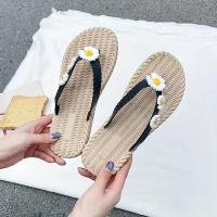 Women Daisy Flower Flat Flip Flops Light Non Slip Open Toe Beach Slippers Casual Home Slides Shoes - details 5