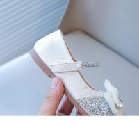 Zapatos de vestir para niñas, zapatos planos Mary Jane con lazo de diamantes de imitación, zapatos planos de princesa elegantes y dulces para la escuela, primavera y otoño, 2025 - details 13