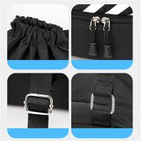 Mochila deportiva SEYATULLH con cordón - Poliéster duradero, multicámara para gimnasio, yoga, correr, baloncesto y fútbol - Negro con detalles blancos y rayados, correas de hombro ajustables, ideal para viajes y actividades al aire libre. - details 9