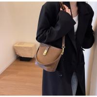 Bolso de Mujer de Gran Capacidad Bolso Cuadrado Mate, Sentido de Alta Gama, Bolso Portátil para las Axilas - details 23