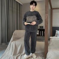 Pijamas de lana Coral de otoño e invierno para hombre, conjunto de piel gruesa y de terciopelo cálido para jóvenes, franela grande, invierno - details 12