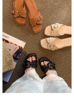 Sandalias de tacón bajo con hebilla de cinturón y punta abierta con cabeza cuadrada biselada retro pequeña para mujer en verano - details 4