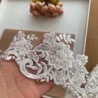 Vestido de novia de encaje con cuentas blancas, 5 yardas por lote, ribete de borde de velo, accesorios de bricolaje hechos a mano - details 3