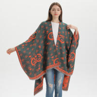 Nueva bufanda chal para mujer, moda retro, gran marca, capa dividida con borlas de doble cara - details 3