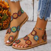 Sandalias de moda con flores de imitación bordadas - details 1