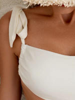 Traje de baño de una pieza para mujer, traje de baño con control de barriga, cuello asimétrico fruncido, monokini con una correa para el hombro - details 4