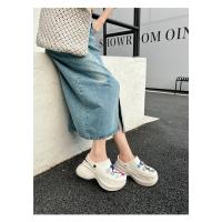 Zapatillas de plataforma con agujeros para mujer, a la moda, con suela de EVA suave, estilo bolsa de plata, zapatillas geniales. - details 37