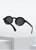 Gafas de Sol Retro con Remaches para Mujeres Lentes Polarizadas UV400 Estilo Punk para Primavera/Verano Deportes y Moda - details 2