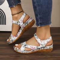 Sandalias de Verano Blancas Casuales Ajustables con Correa de Gancho y Bucle, Tacón de Cuña Grueso, Cubierta PU, Perfectas para Salidas, Compras, Paseos de Playa - details 5