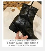 Nuevas botas cortas delgadas de piel de caballo lavada con punta cuadrada y tacón grueso - details 9