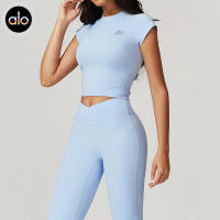 Alo yoga manga corta cuello redondo manga pequeña de vuelo running fitness manga corta deporte camiseta mujer skinness ropa de yoga de secado rápido - details 1