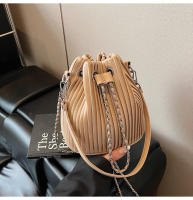 Bolso minimalista de cubo para mujer Cierre con cordón, bolso de mano elegante para uso diario y formal Accesorio de moda en tonos beige, negro, gris, khaki, rosa Finalización texturada - details 15