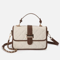 Xiaoxiangfeng cadena de diamantes pequeño bolso cuadrado nuevo de moda y versátil, bolso de mensajero portátil popular para mujer bolso de hombro texturizado - details 3