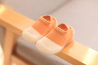 Calcetines de bebé a juego de colores para niños, zapatos bonitos para niños, muñeca de suela suave, zapatillas de piso para niños, bebés, niñas, primeros caminantes - details 5