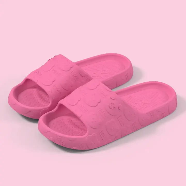 Chanclas de verano para mujer, sandalias de playa con diseño de oso de dibujos animados, chanclas para hombre con suela gruesa, zapatos antideslizantes para baño interior, sandalias para parejas - 1