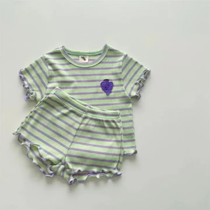 Conjunto de ropa de manga corta a rayas para bebé, Tops con borde de oreja para niña + traje corto de 2 piezas, artículos de ropa con estampado de uva para niño, novedad de verano 2025 - 1