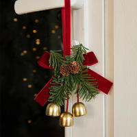 Colgantes de decoración navideña, lazos de terciopelo de campana pequeña, suministros de decoración de escena de cono de pino de árbol de Navidad - details 1