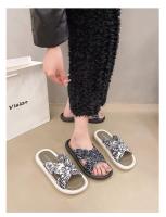 Nuevas zapatillas de interior de playa de suela gruesa suave informal de moda de verano para mujer - details 7