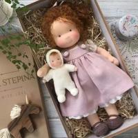 Muñeca de algodón Waldorf, figura de artista artesanal, tejido de pulgar de Navidad - details 7