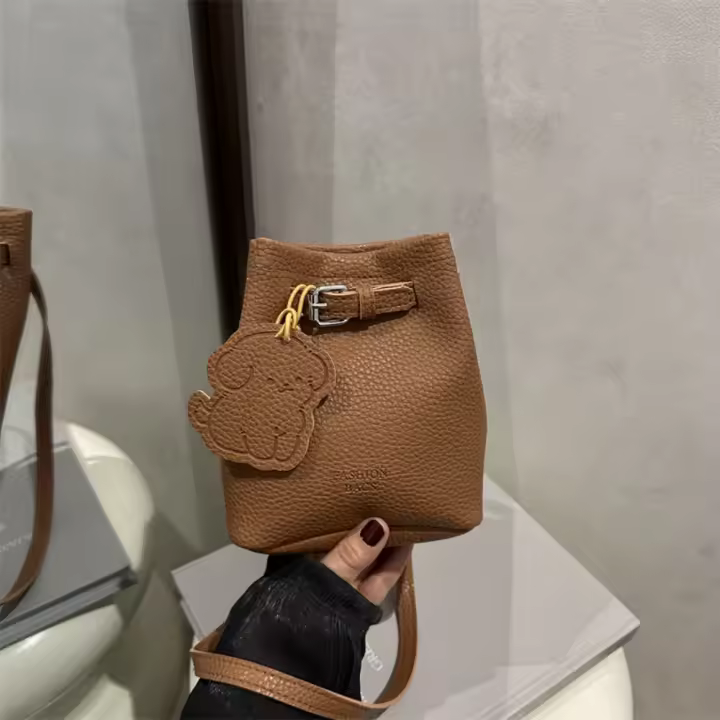 Bolso de cesta de diseñador a la moda, bolso cruzado informal de lujo, bolso de hombro de piel sintética para ir al trabajo, bolso de mujer - 1