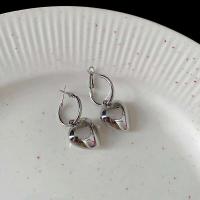Pendientes con colgantes simples y modernos en forma de corazón para mujer, regalos navideños, pendientes retro de lujo de plata, góticos - details 6