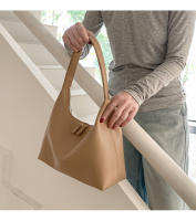 Nicho de gama alta sentido bolso de hombro de gran capacidad casual y versátil otoño simple pu bolso de cuero suave mujer - details 7