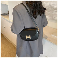 Bolso de hombro para las axilas de las mujeres, nuevo bolso de mensajero de moda - details 30