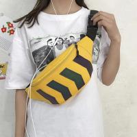 Riñonera de lona para hombre y mujer, bolso con agujero para auriculares, tira reflectante para cadera, plátano, soporte para teléfono de viaje, 2023 - details 2