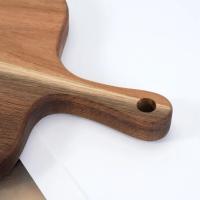 Tablas de cortar de madera gruesas, herramientas de cocina antimoho, tabla de charcutería con mango, tabla de queso de madera para platos de pan y fruta - details 6