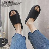 Zapatillas de nube con plataforma gruesa para mujer, suela suave de EVA, chanclas de playa de verano, zapatillas antideslizantes para el baño y el hogar - details 3