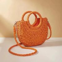 Bolso de playa de media luna de vid de hierba tejido a mano, bolso de hombro hueco de verano para mujer de gran capacidad - details 1